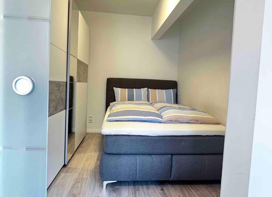 Beste Lage - Altstadt City Dusseldorf - 1,5 Zimmer Apartman Kültér fotó